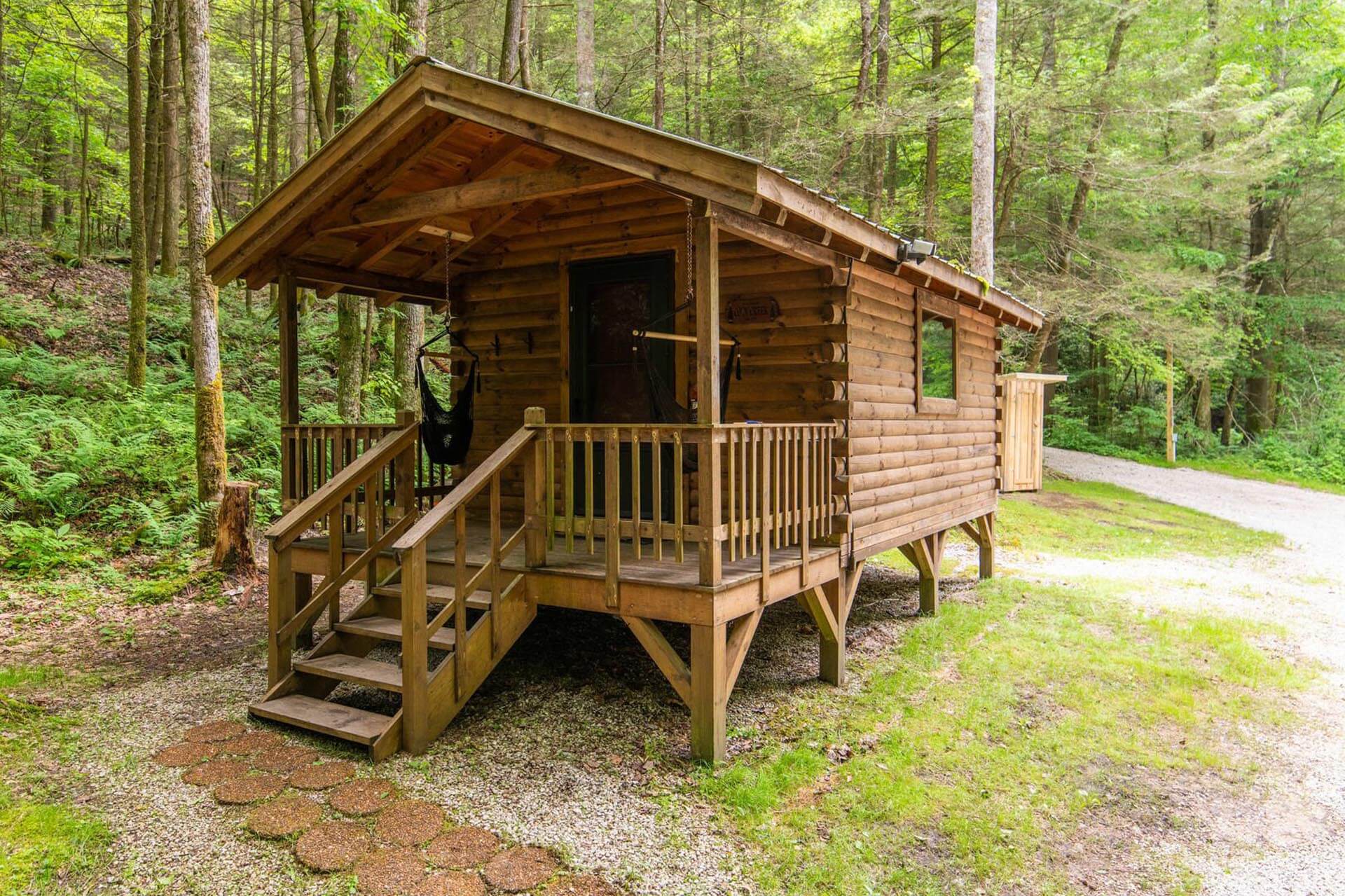 Cozy Creek Tiny Cabin in Red River Gorge